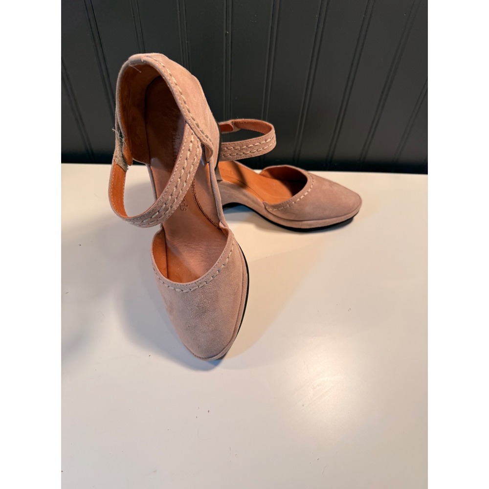L'Amour Des Pieds Taupe Suede Wedge Pumps Ankle Strap Whipstitch Size 8M